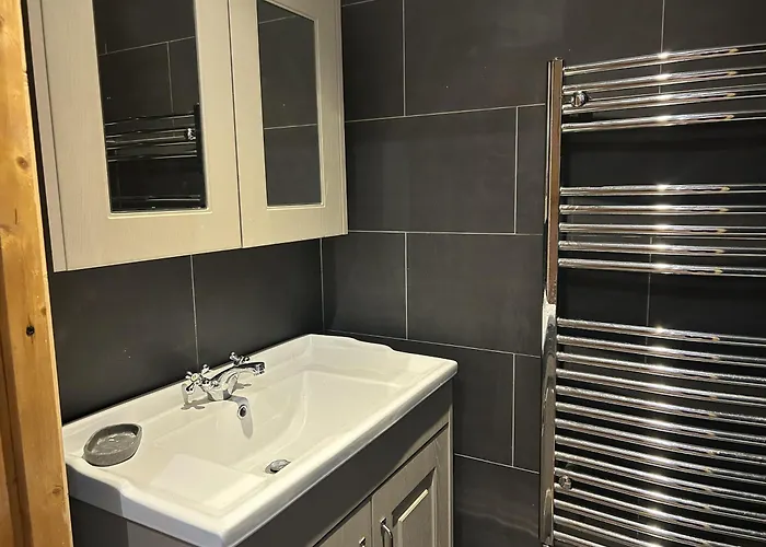 Hébergement de vacances Wonderful 4 Bedroom Sleeps 8