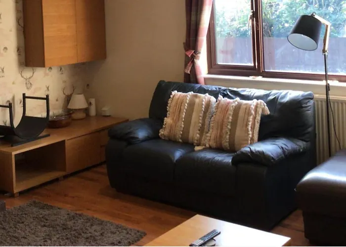 Wonderful 4 Bedroom Sleeps 8 * Carlisle (Cumbria)