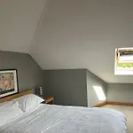 Holiday home Wonderful 4 Bedroom Sleeps 8 *