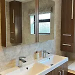 Wonderful 4 Bedroom Sleeps 8 Holiday home