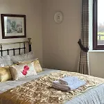Wonderful 4 Bedroom Sleeps 8 Carlisle (Cumbria)